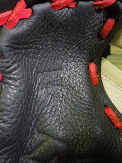 Load image into Gallery viewer, Used Miken Players Series PSBFT 13" LHT 1st Base Glove
