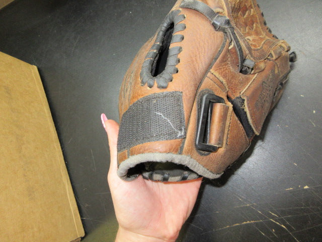 Load image into Gallery viewer, Used Mizuno Power Close II 11" Leather Glove  *Missing Strap* - RHT

