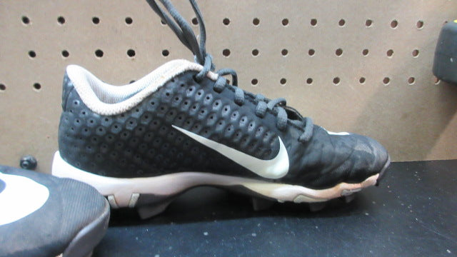 Load image into Gallery viewer, Used Nike Vapor Ultrafly 2 Keystone Baseball Cleats - Size Youth 4
