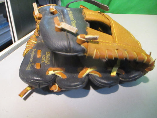 Used Rawlings Players Series 9" Glove - RHT