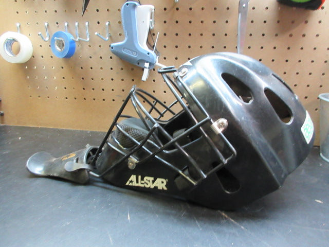 Load image into Gallery viewer, Used All-Star Catchers Helmet - Size 6 3/4 - 7
