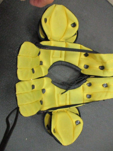 Load image into Gallery viewer, Used Schutt Y Flex 2.0 Size XSmall Football Shoulder Pads
