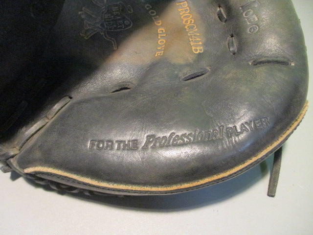 Load image into Gallery viewer, Used Rawlings Heart of the Hide PROSCM41B Gold Glove Catchers Glove
