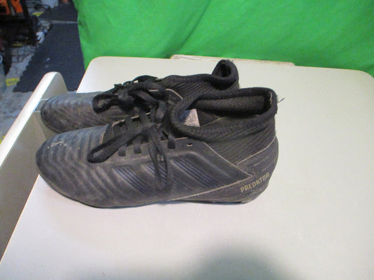 Used Adidas Predator Size 3 Soccer Cleats