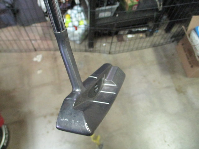 Load image into Gallery viewer, Used taylormade TPi-23 RH 35" Putter
