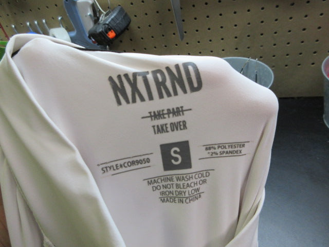 Load image into Gallery viewer, Used NXTRND Core Compression Sleeveless Shirt - Size Small
