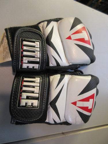Used Title MMA Gloves Size Large