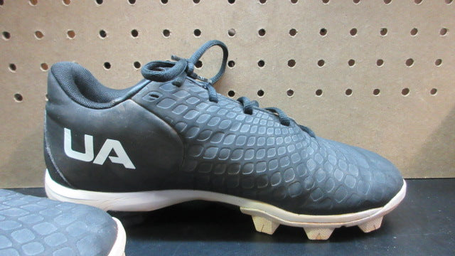 Load image into Gallery viewer, Used Under Armour Women's Glyde 2.0 RM Softball Cleats - Size 7
