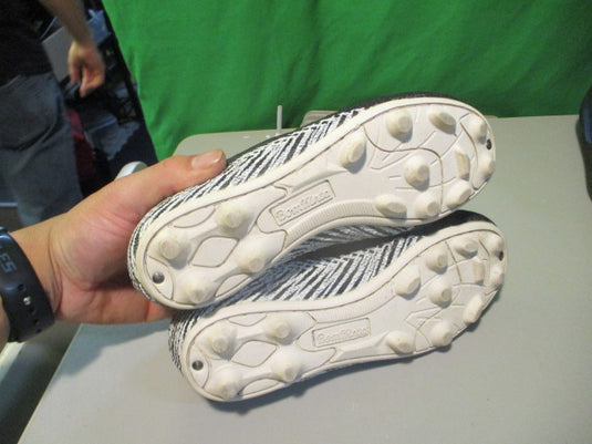 Used Bornkinta Size Kids 32 Soccer Cleats