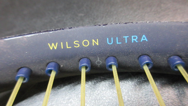 Load image into Gallery viewer, Used Wilson Ultra Tour v2.0 27" Tennis Racquet
