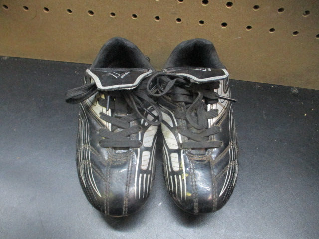 Load image into Gallery viewer, Used Striker Firm Ground Soccer Shoes - Size Youth 10
