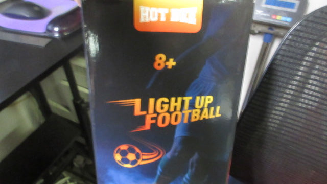 Load image into Gallery viewer, New Hot Bee Size 5 Light Up Soccer Ball Rechargeable Soccer Ball

