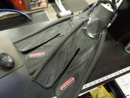 Used TUSA Xpert Zoom Scuba Diving Fins Size M/ML