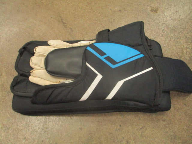 Load image into Gallery viewer, Used Bauer Senior Street Hockey Goalie Blocker Pad -  Left Hand
