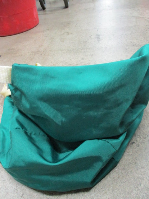 Load image into Gallery viewer, Used Lands&#39; End Solid Pattern Duffle Bags
