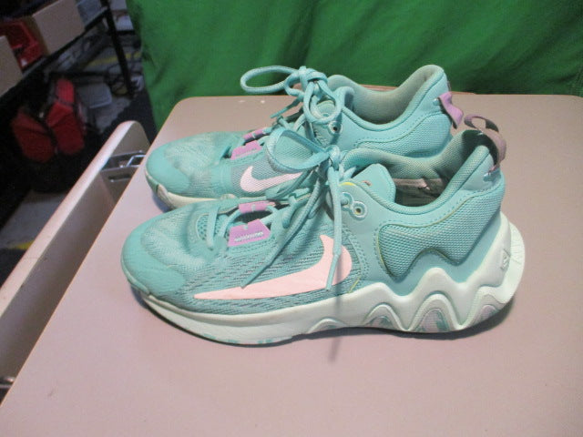 Load image into Gallery viewer, Used Nike Giannis Immortality 2 Size Youth 4.5 Basketball Shoes
