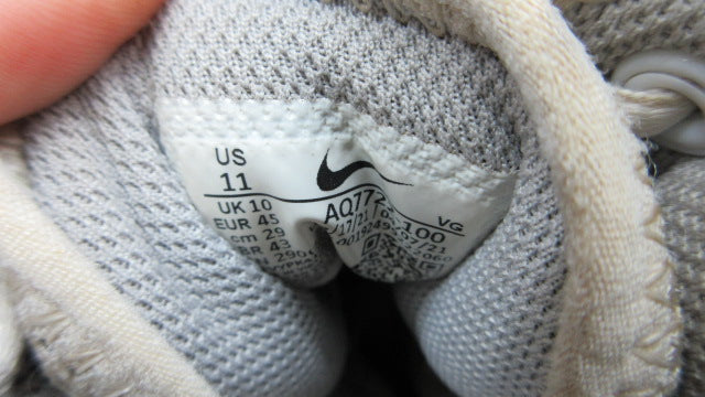 Load image into Gallery viewer, Used Nike Force Savage Shark Football Cleats - Size 11
