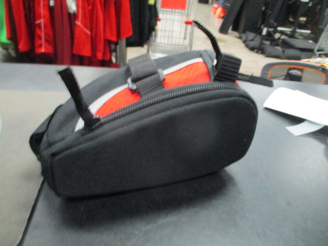 Load image into Gallery viewer, Used Serfas Under Seat Bike bag
