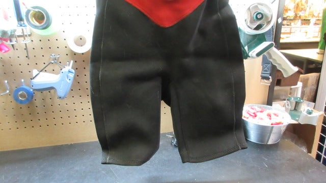 Load image into Gallery viewer, Used O'Neill Shorty Wetsuit
