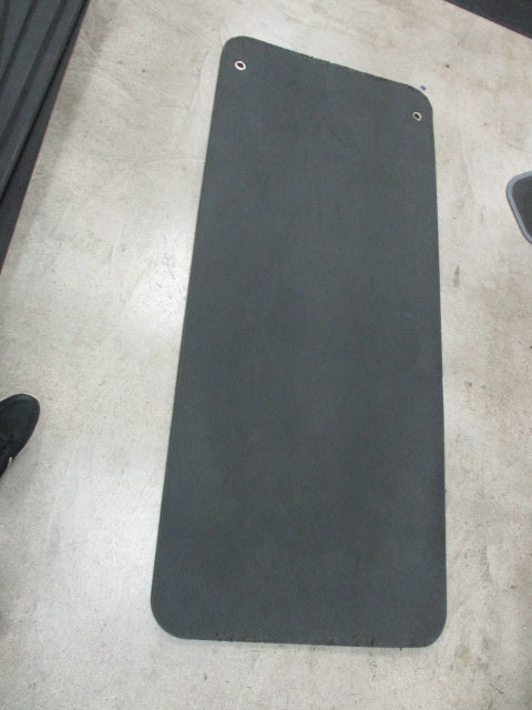 Load image into Gallery viewer, Used 5&#39; X 2&#39; Hanging Mat
