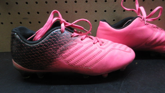 Load image into Gallery viewer, Used Brooman Kids Firm Ground Soccer Cleats - Size 3
