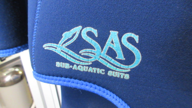 Load image into Gallery viewer, Used SAS Jacket &amp; Pant 2 Piece Wetsuit Adult Size Small
