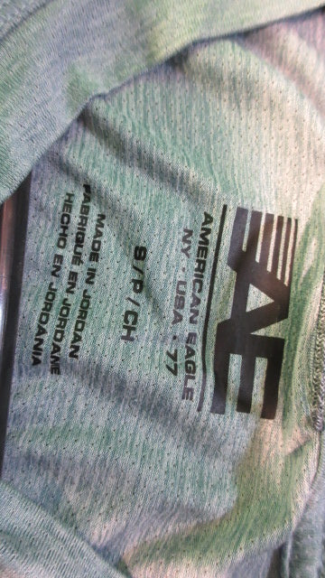 Load image into Gallery viewer, Used American Eagle Athletic Shirt - Size Small
