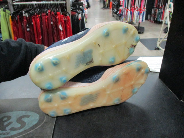 Load image into Gallery viewer, Used New Balance CompV3 Size 9 Cleats
