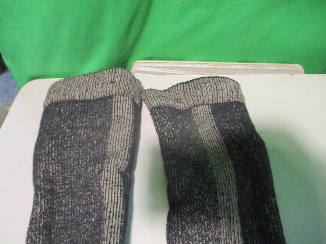 Load image into Gallery viewer, Used Winter Wool Socks
