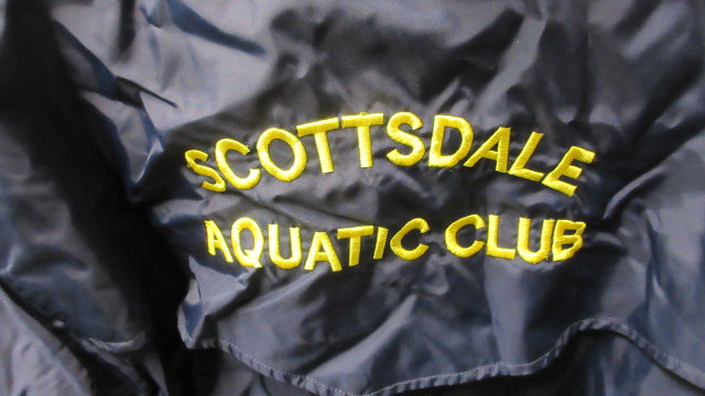 Load image into Gallery viewer, Used Arena Scottsdale Aquatic Club Swim Parka Adult Size Medium
