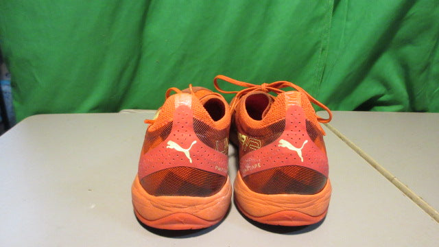 Load image into Gallery viewer, Used Puma Ultra Ultimate Court Indoor Soccer Shoes - Size 10
