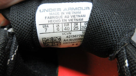 Used Under Armour Leadoff Baseball Cleats - Size 7
