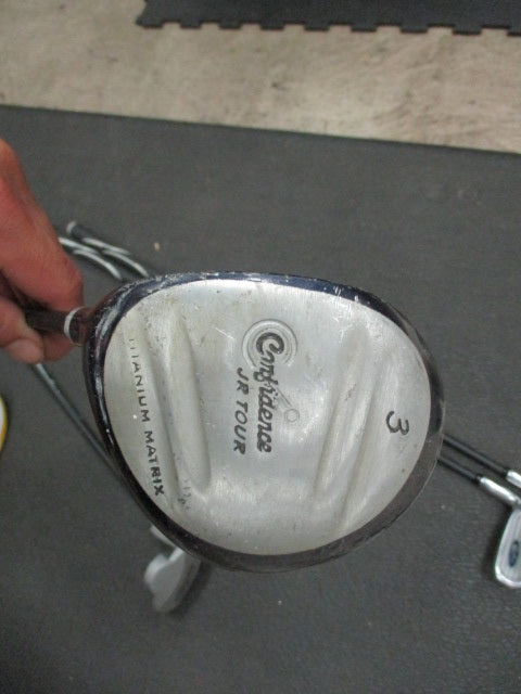 Load image into Gallery viewer, Used Confidence Jr Tour 4 Piece Jr Set 7 , 9 Iron 3 Wood, Putter - LH
