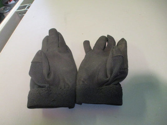 Used Primed Junior Size M/L Batting Gloves