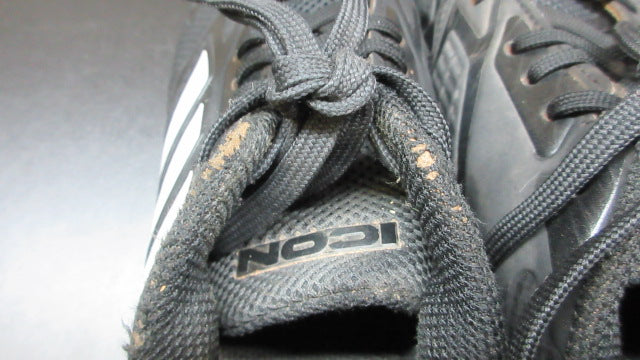 Load image into Gallery viewer, Used Adidas Icon Baseball Cleats - Size 5.5
