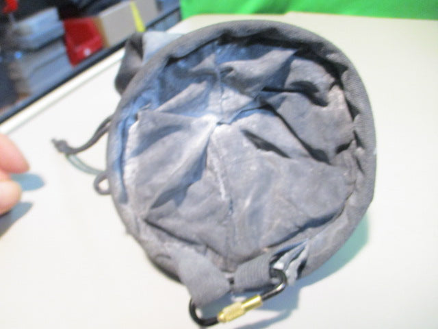 Load image into Gallery viewer, Used Arcteryx Climbing Chalk Bag

