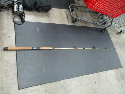 Used Berley 8' Glow Stik - Tip Is Broken