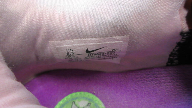 Load image into Gallery viewer, Used Nike Lebron 20 Chosen 1 Pink Diamond Collection - Size 6.5
