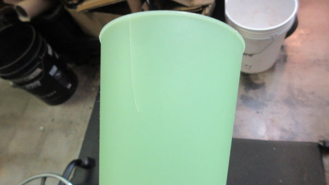 Load image into Gallery viewer, Used Speed Stack Cups - 12 Cups - hole on bag/ crack on cup
