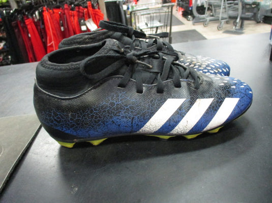 Used Adidas Predator Size 1.5 Soccer Cleats