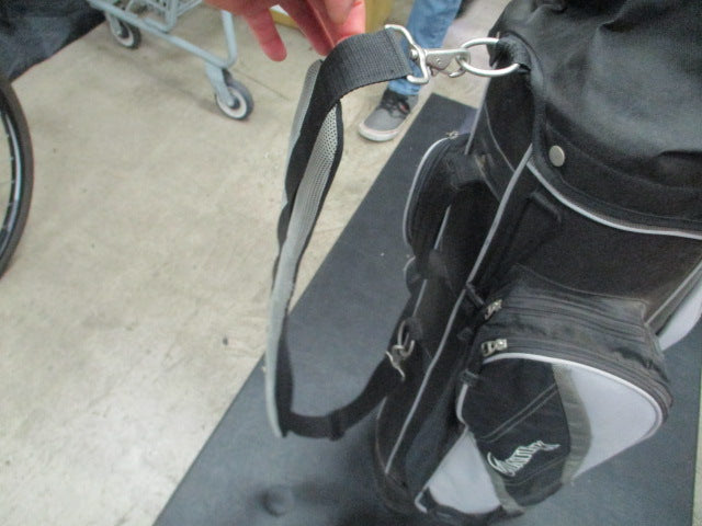 Load image into Gallery viewer, Used Datrek Golf Cart Bag
