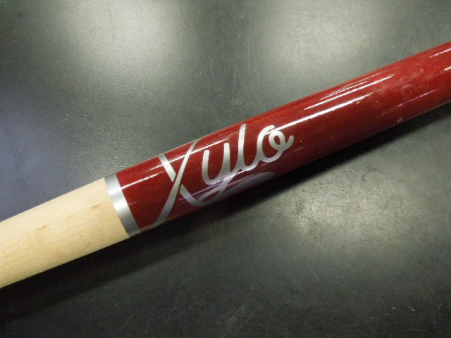 Load image into Gallery viewer, Used Xylo Skinny Bat XWB 100M 32 in Training Bat
