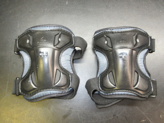 Used Firefly Skating Knee Pads - Size Jr Large