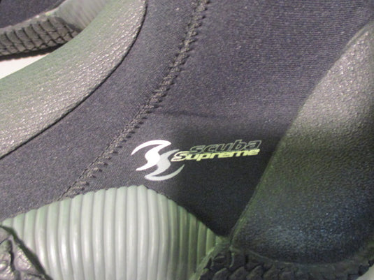 Used Scuba Supreme Size 10 Neoprene DIVE BOOTS