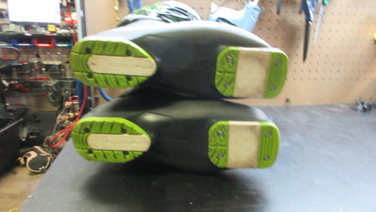Used Lange SX120 Ski Boots - Size 26.5