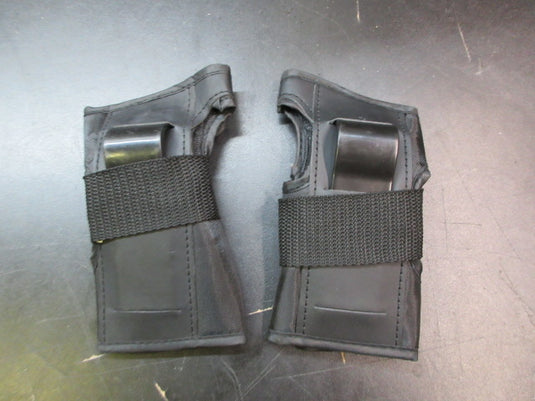 Used Eight Ball Skating Wrist Guards - Size 8+