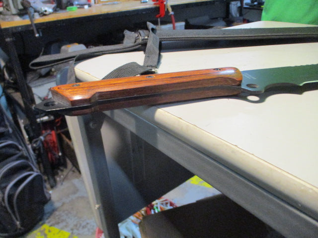 Load image into Gallery viewer, Used Vengeance Rising Metal High Consistency Machete
