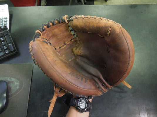 Vintage ZETT ZiLux Series BIC-1402 Steerhide RHT Catchers Mitt
