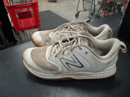 Used New Balance Turf Shoes Size 7