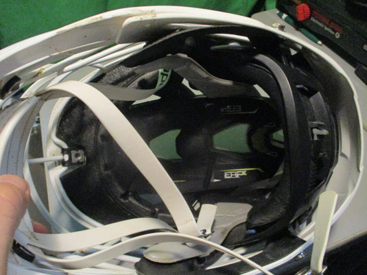Used Cascade XRS Pro White Adjustable Lacrosse Helmet